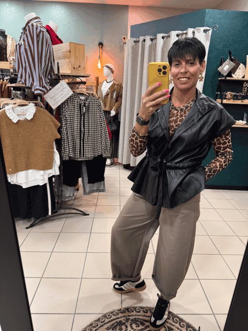 Veste simili sans manches noire